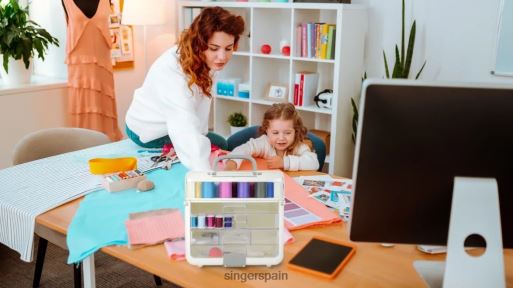 kit de almacenamiento para manualidades y costura sew-it-goes de 224 piezas con colores clásicos JHB4B95 SINGER accesorios